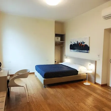 Via Delle 5 Terre 4*