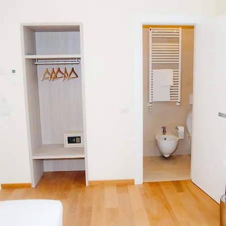 Via Delle 5 Terre Konukevi 4*