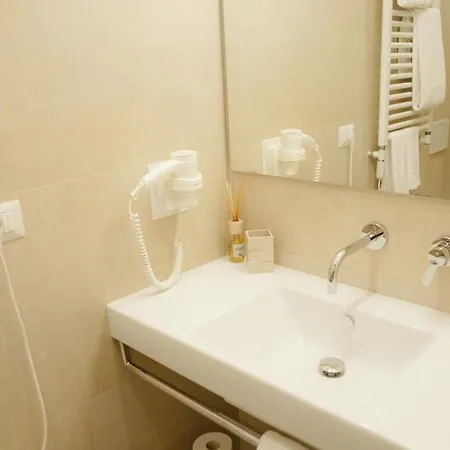 Via Delle 5 Terre 4*