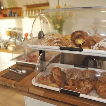 Pensjonat Via Delle 5 Terre 4*