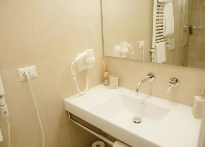 Via Delle 5 Terre 4*